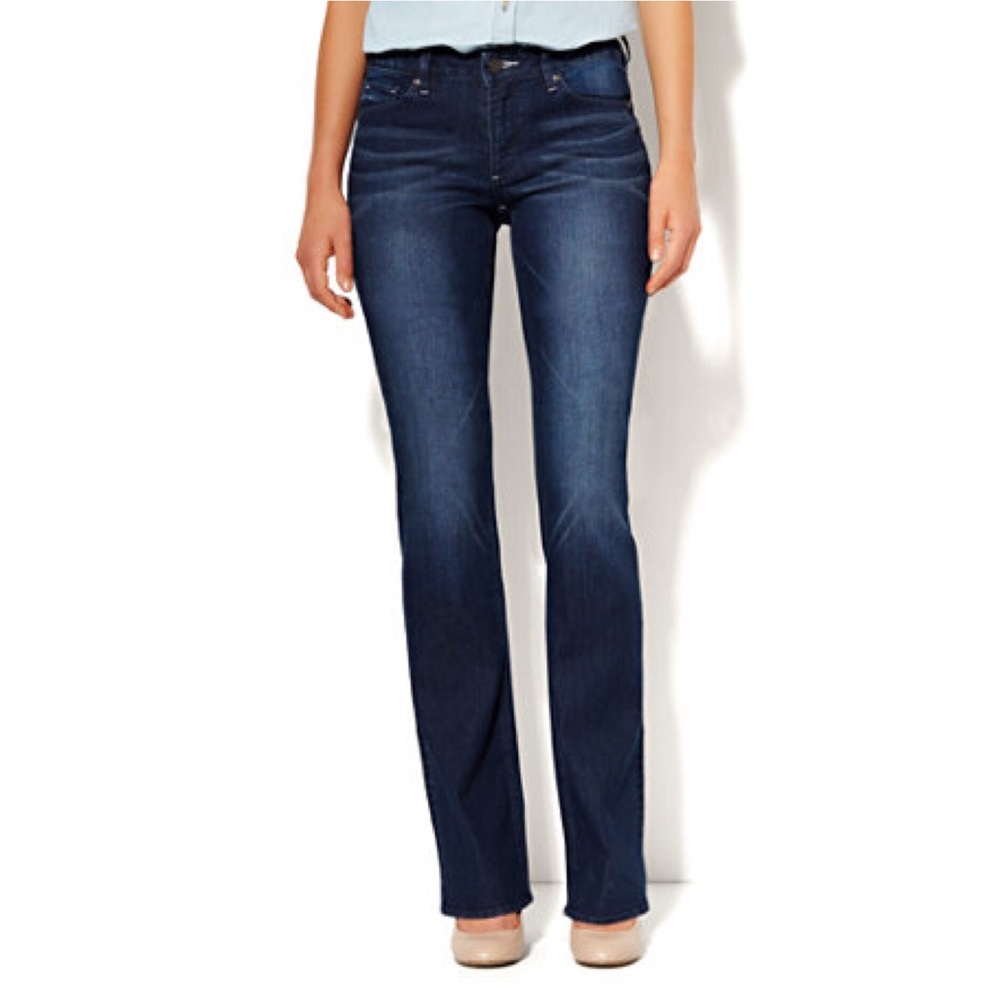 Like new deep blue NY&Co curvy bootcut jeans